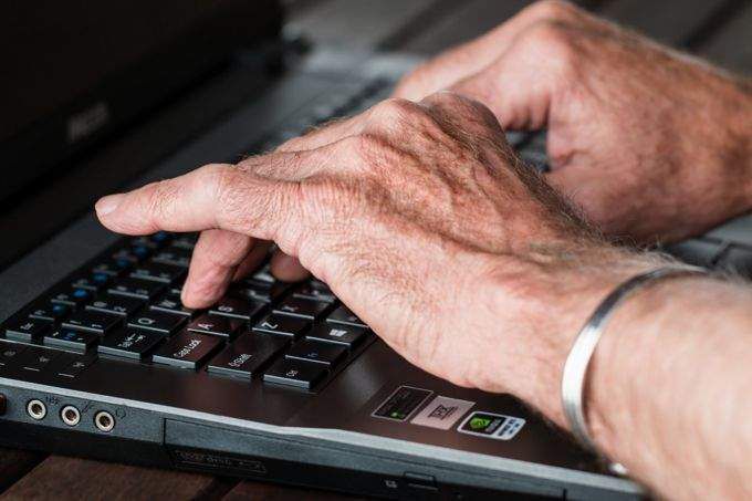 9 consejos para ensenar tecnologia a tus abuelos