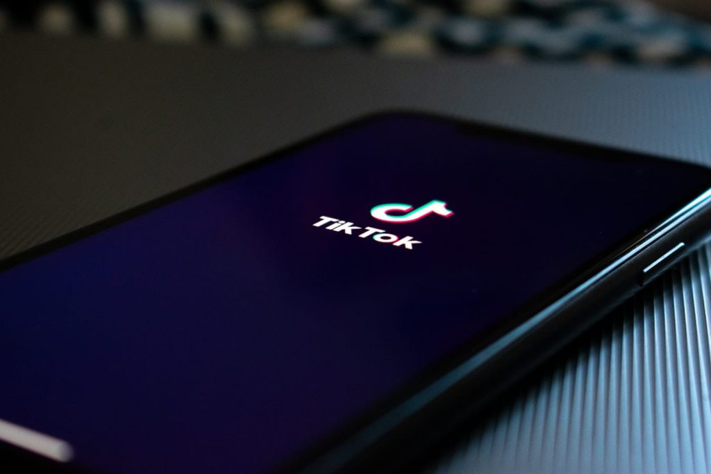 Como instalar TikTok en Chromebook