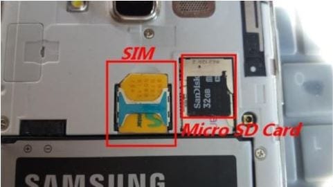 Como quitar e insertar una tarjeta SIM SD en