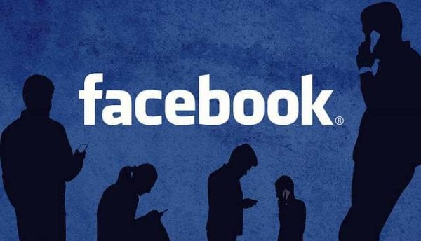Cómo eliminar el estado de Facebook