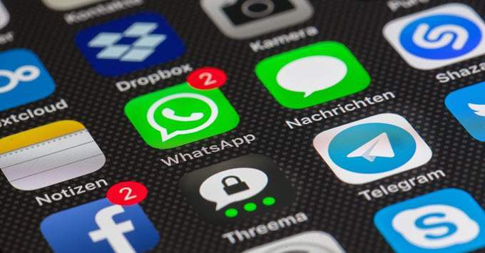 Utilice un fondo de pantalla de chat personalizado en WhatsApp para Android