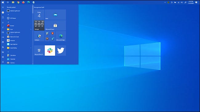El menú Inicio de Windows 10 en la parte superior de la pantalla.