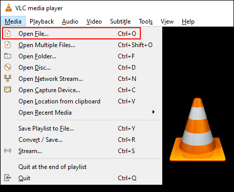 En VLC, haga clic en Medios y luego en Abrir archivo para abrir su archivo multimedia