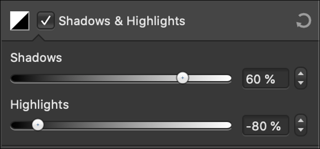 la "Sombras y reflejos" controles deslizantes en un editor de fotos.