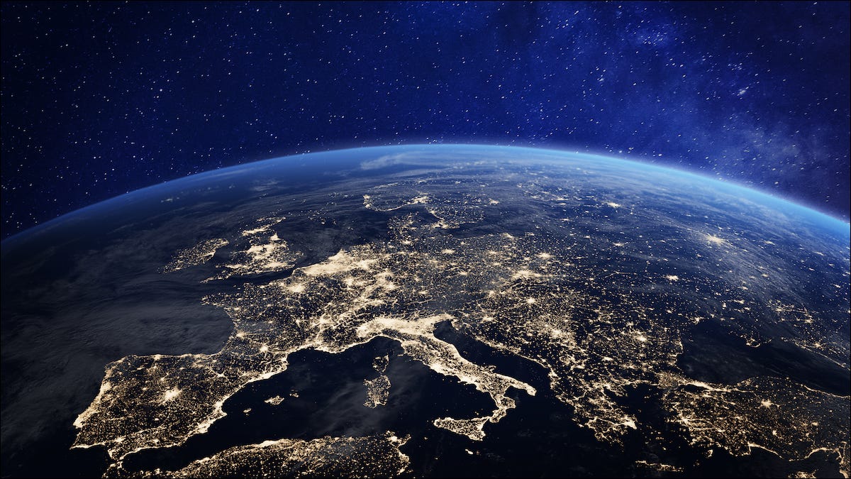 Tierra y Europa vistas desde el espacio