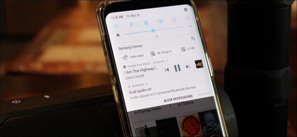 Cómo reproducir audio Bluetooth en dos altavoces al mismo tiempo con el Galaxy S8