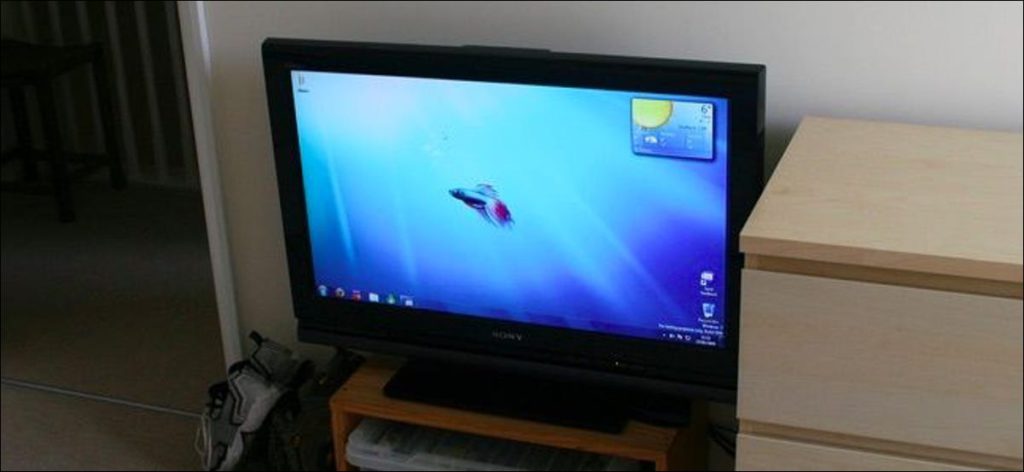 ¿Por qué debería conectar una PC a su televisor (no se preocupe, es fácil!)