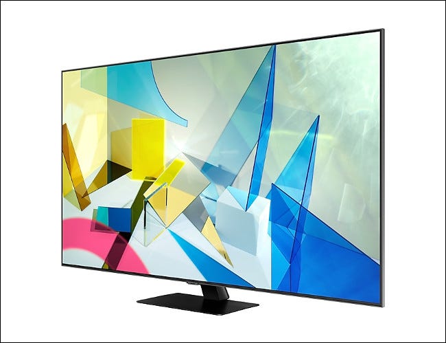 Un televisor Samsung Q80T QLED / LCD.