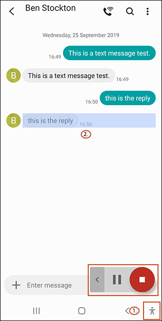 Texto en la aplicación Seleccionar para pronunciar en un marco azul para indicar que se lee en voz alta.