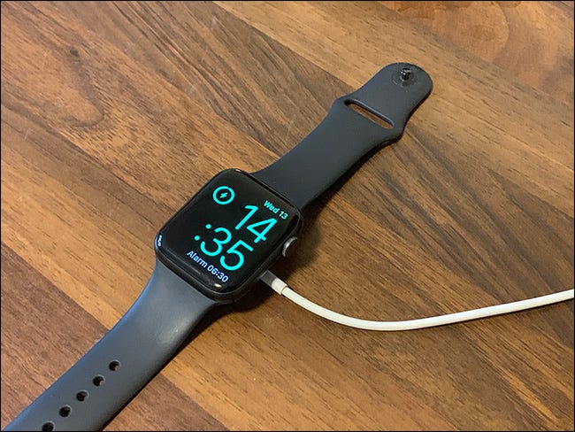 el Apple Watch se está cargando correctamente