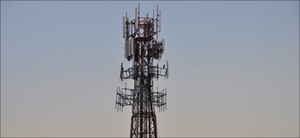torre de señal celular