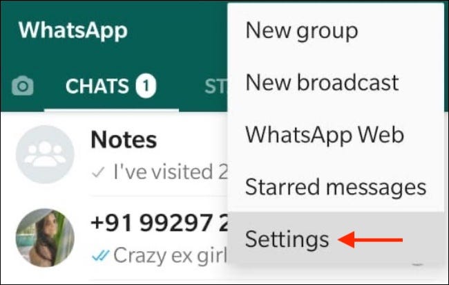 Seleccione Configuración en el menú de WhatsApp.