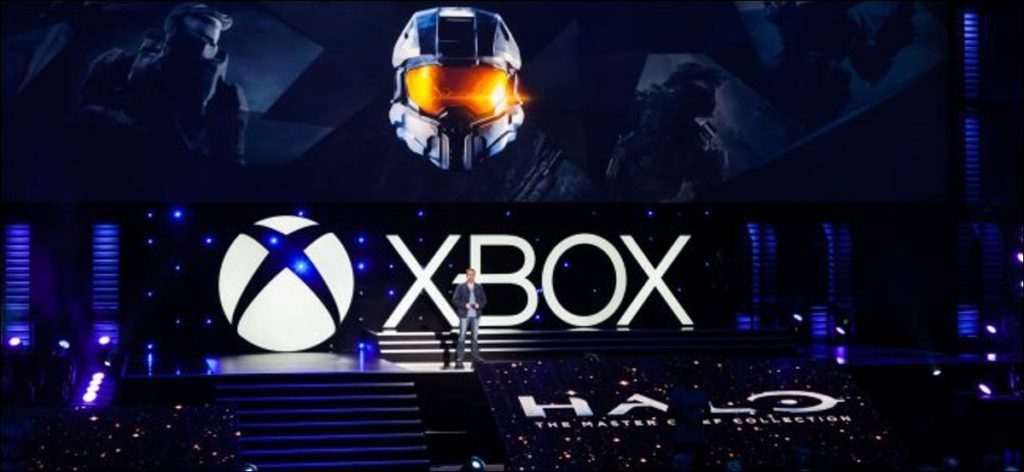 Microsoft presenta Halo: The Master Chief Collection en un escenario de Xbox.