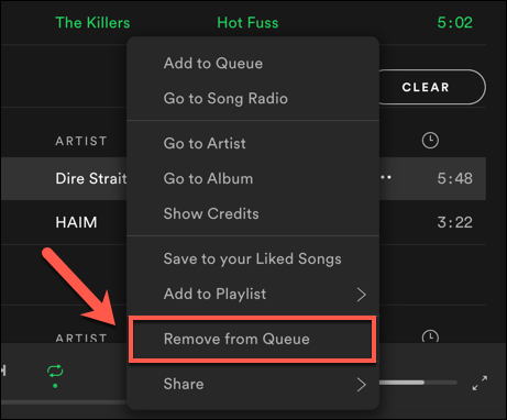 Haga clic en "Quitar de la cola" para eliminar una canción de la cola de reproducción de Spotify.
