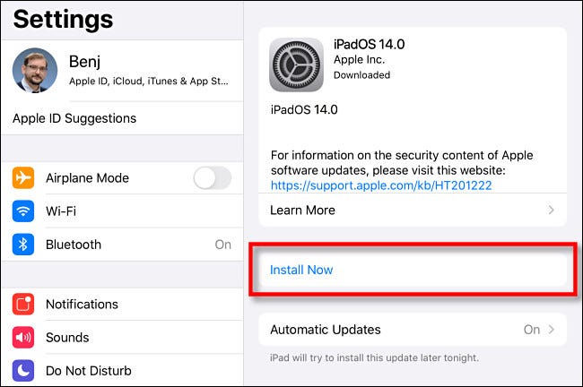 En la actualización del software de configuración, toque "Instalar ahora."