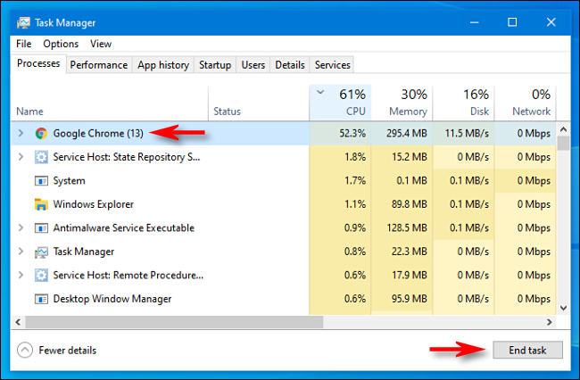 Seleccione el proceso en el Administrador de tareas y haga clic en "La tarea final" en Windows 10.
