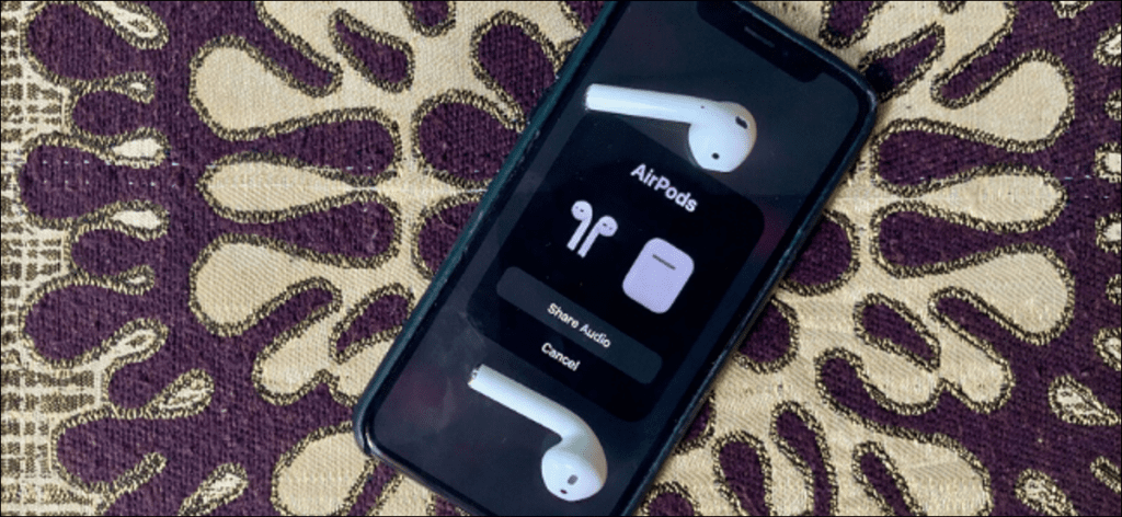 AirPods comparte pantalla de audio en iPhone con AirPods alrededor