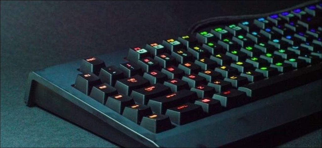 Cómo conectar un teclado físico a tu Xbox One