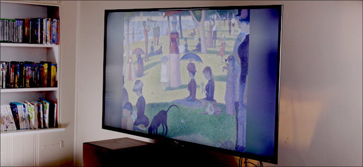 Una pantalla de televisión TCL "Domingo en La Grande Jatte"