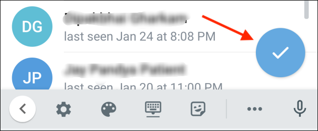 Toque la marca de verificación en Telegram para Android
