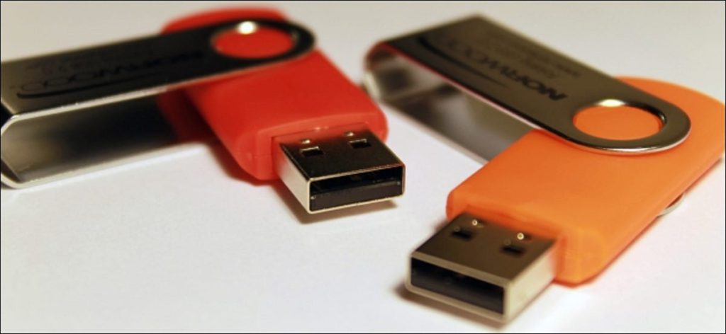 ¿Se puede utilizar de forma fiable una unidad flash USB como unidad de copia de seguridad manual?