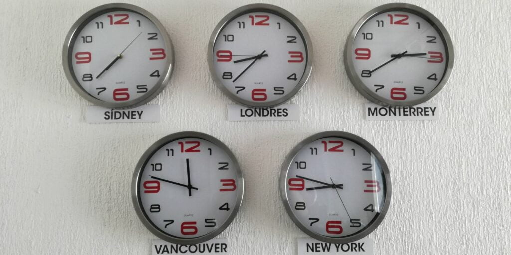 Best Time Zone Converters Featured 1