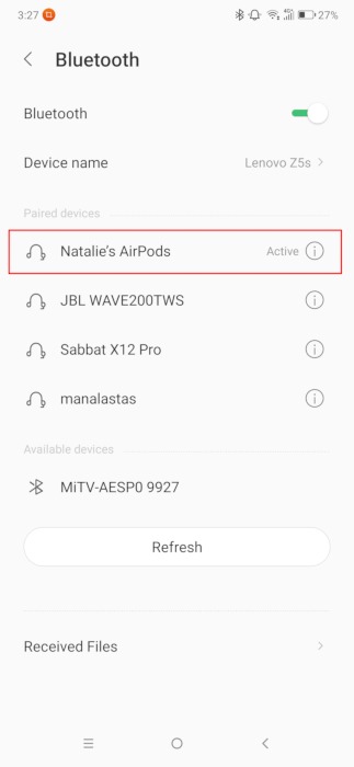 Airpods en la configuración de Android emparejada