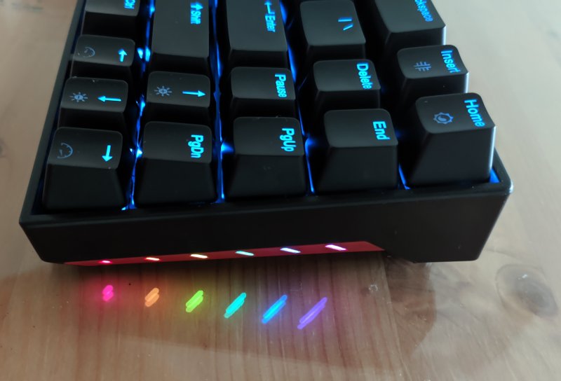 Luces RGB laterales del teclado Tkl71ws