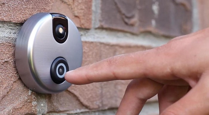 Smart-home-security-gadgets-Skybell-HD