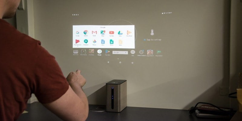 Xperia Touch Projector te permite convertir cualquier superficie en un dispositivo Android