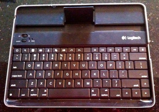 estuche-teclado-logitech3