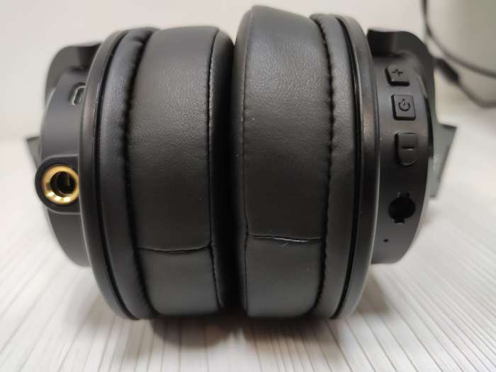 Oneodia A70 Botones en el auricular