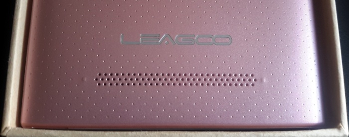 leagoo-alfa-1-altavoz