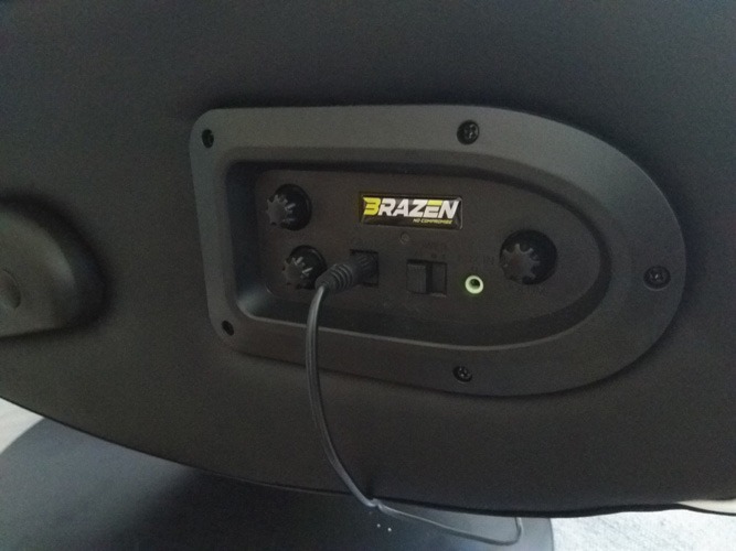 Panel de revisión de la silla para juegos Bluetooth Brazen Panther