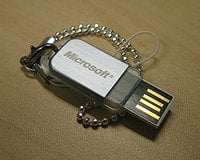 Cómo crear un disco de arranque USB de Windows 8