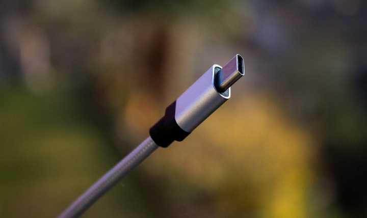 Cable de suministro de energía USB C