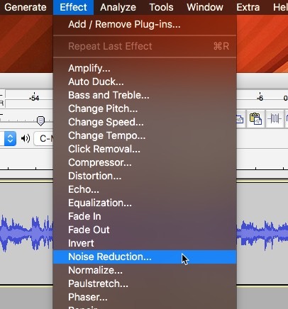 Selección del menú de efectos de reducción de ruido de Audacity