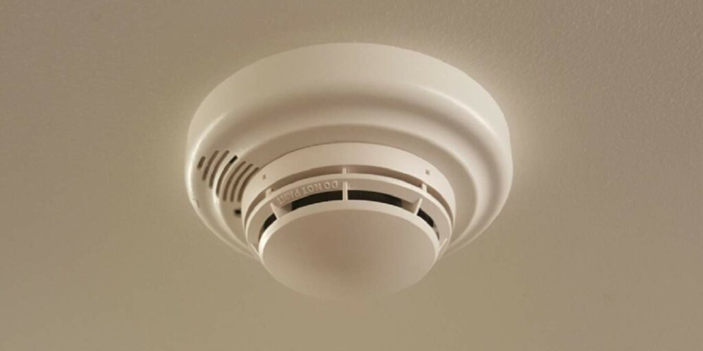 Top 5 Smart Smoke Detectors For 2020