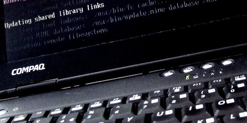 Cómo deshabilitar la cuenta raíz en Linux