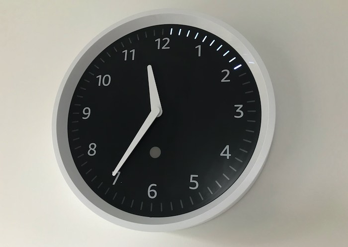 Realice un seguimiento de su temporizador con Amazon Echo Wall Clock