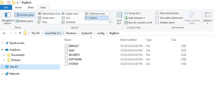 Restaurar la copia de seguridad del registro de la carpeta Regback de Windows 10